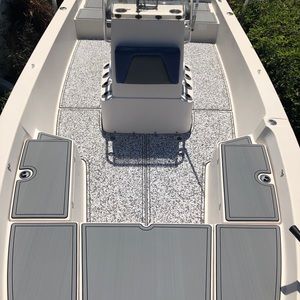 Meet your Posher, Ray